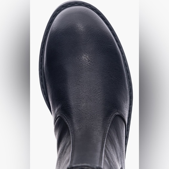 NIB Dirty Laundry Monet Platform Chelsea Boot sz 7 - Picture 3 of 4